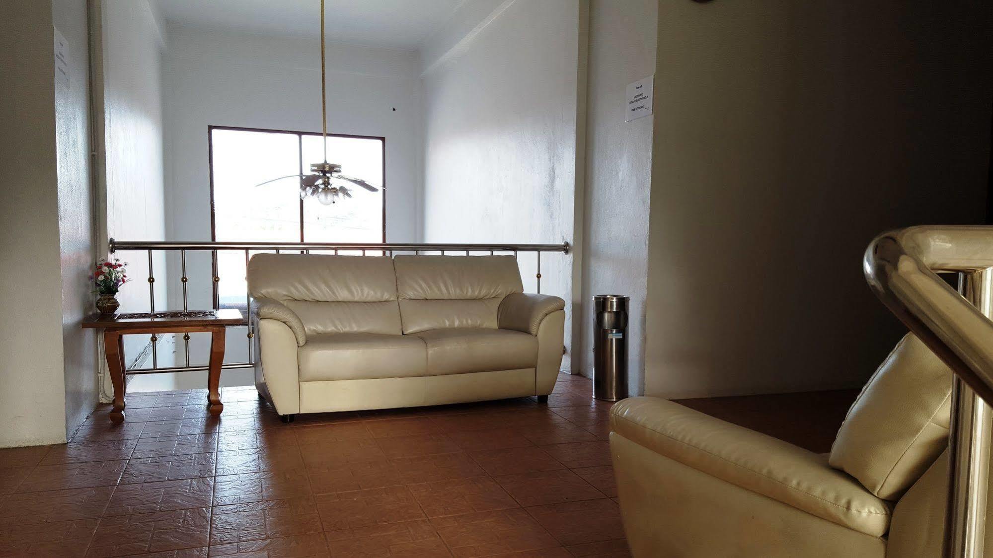 Holiday Guest House Strand von Chaweng Exterior foto